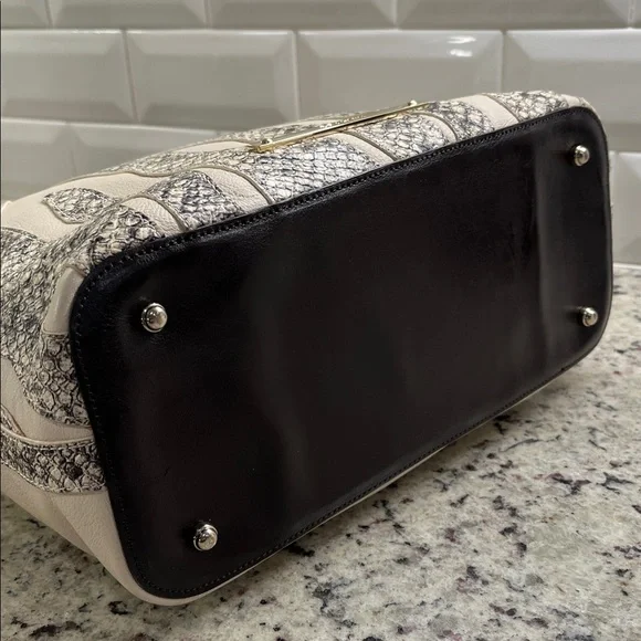 Brahmin Medium Asher Tote in Crème Solmar Colorway EUC - Picture 7 of 17